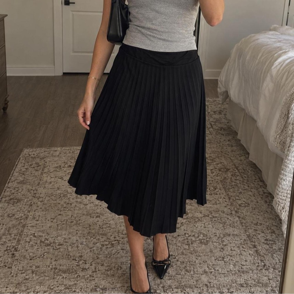 90s junee small black midi skirt